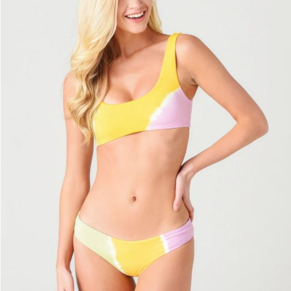 L*Space Lizzie Bikini Top & Sandy Bottoms, diagonal sunburst - Picture 4 of 15